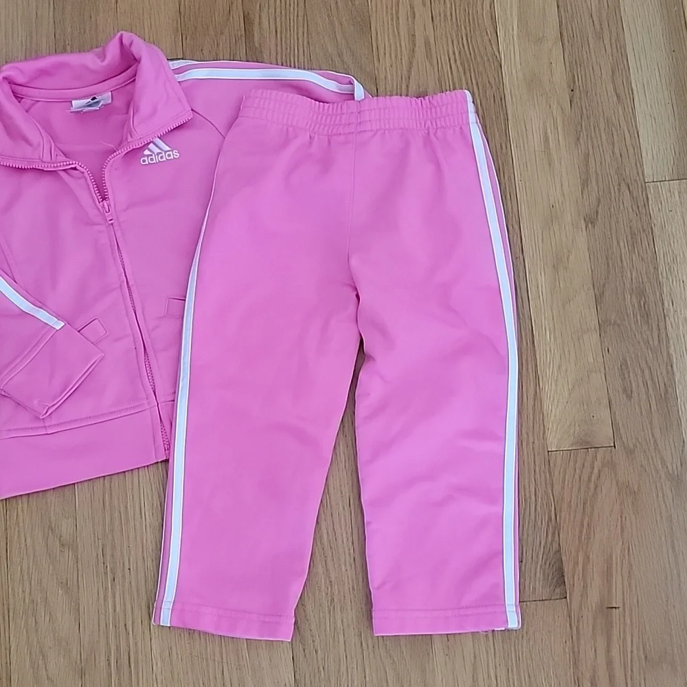 ADIDAS BRIGHT PINK JOGGING OUTFIT SET 24 MONTHS